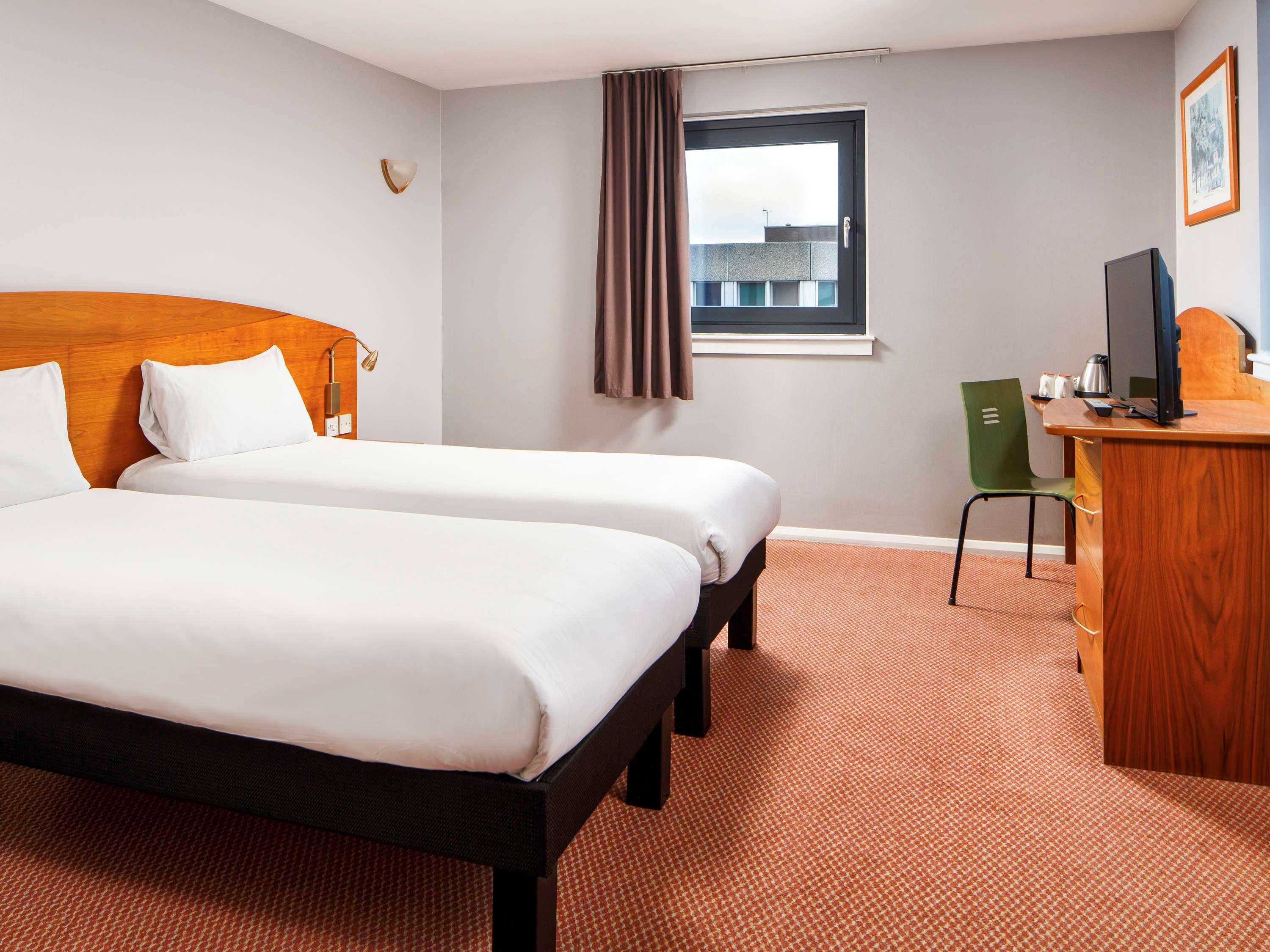 Ibis Hotel Northampton Centre Bagian luar foto