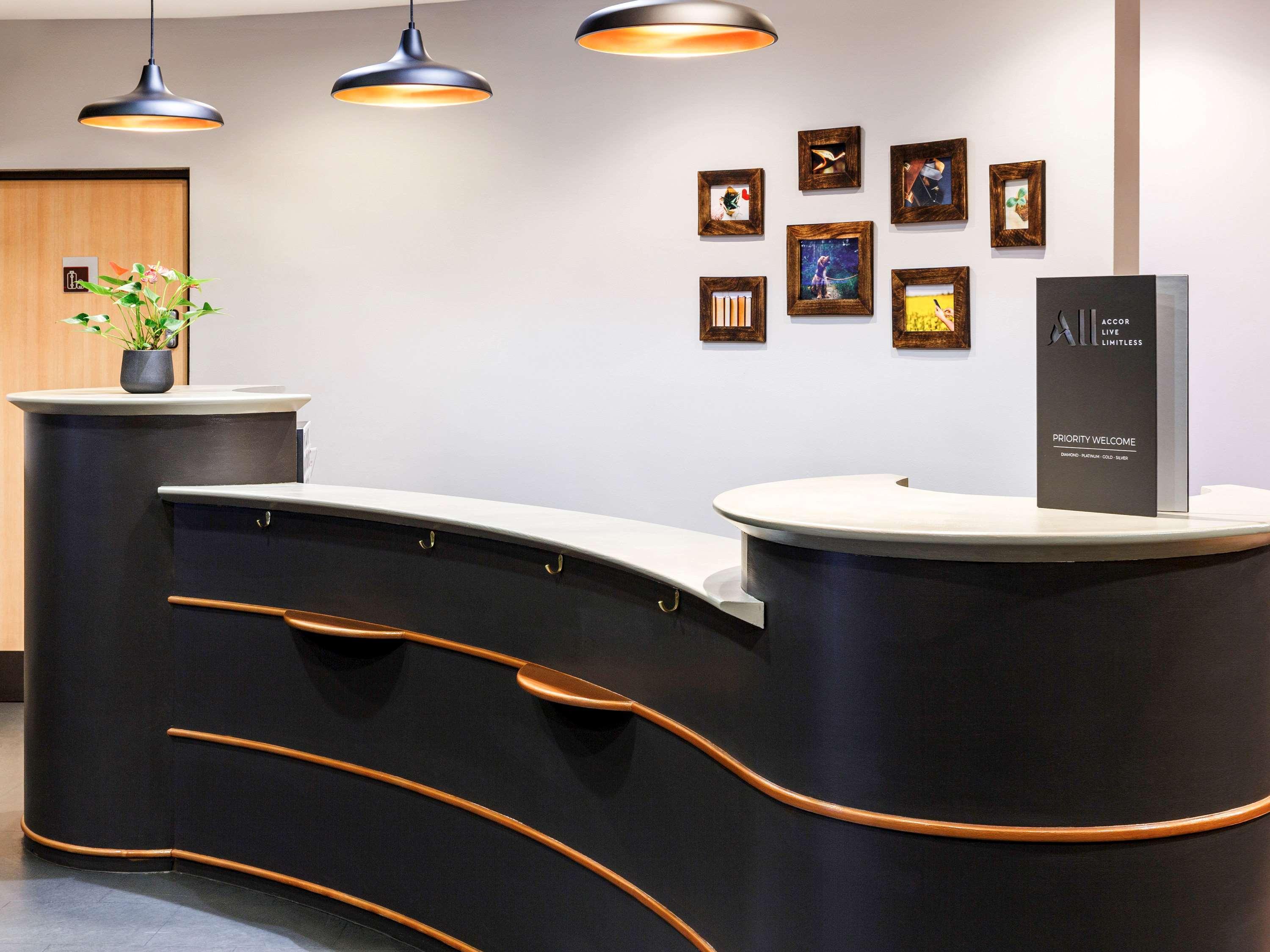 Ibis Hotel Northampton Centre Bagian luar foto