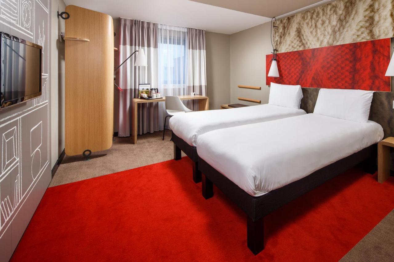 Ibis Hotel Northampton Centre Bagian luar foto