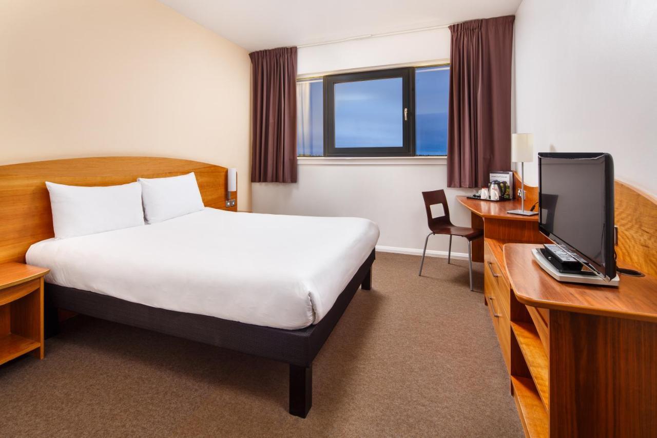 Ibis Hotel Northampton Centre Bagian luar foto